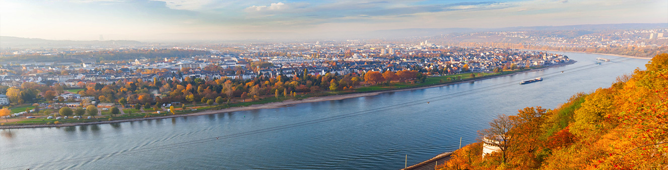 Aussicht von der Festung Ehrenbreitstein in Koblenz am Rhein